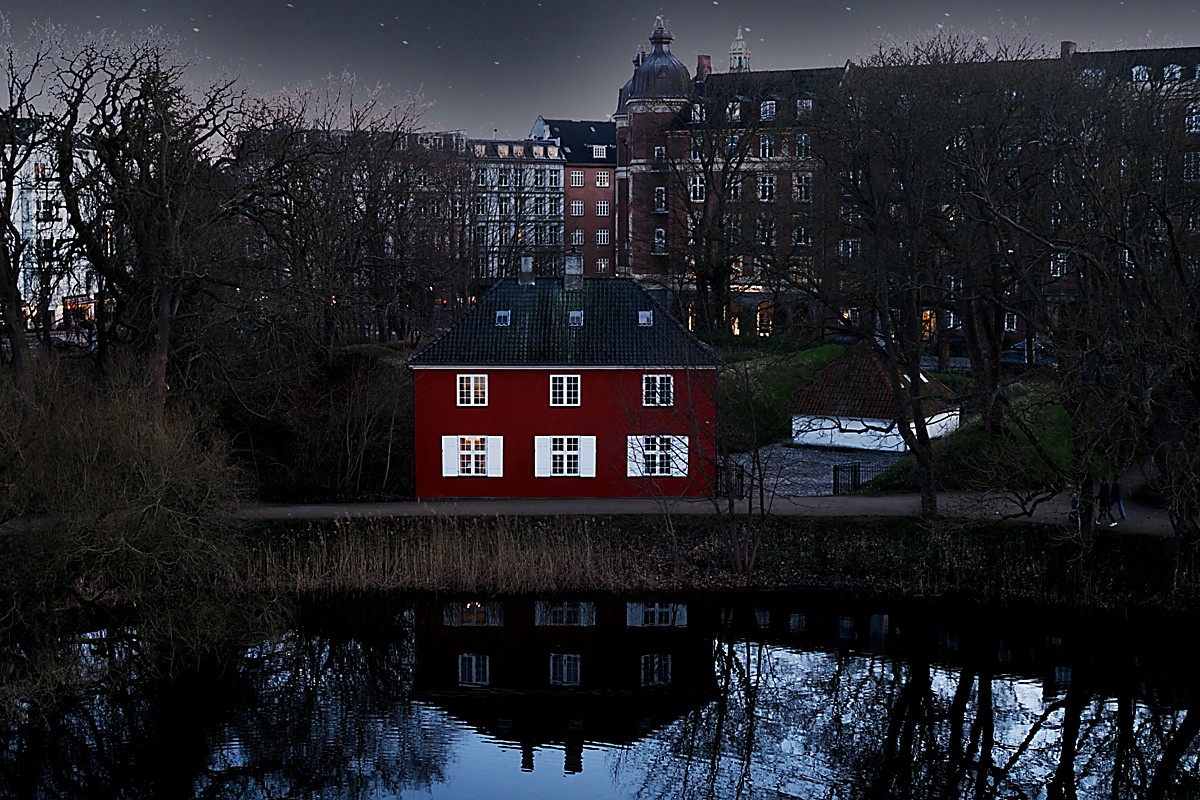 Red house